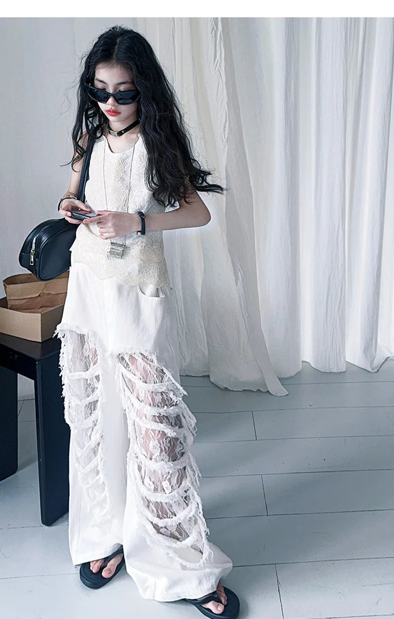 Teen Fashion Street Torn Legs Outfit