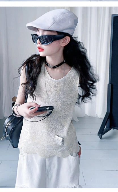 Teen Fashion Street Torn Legs Outfit