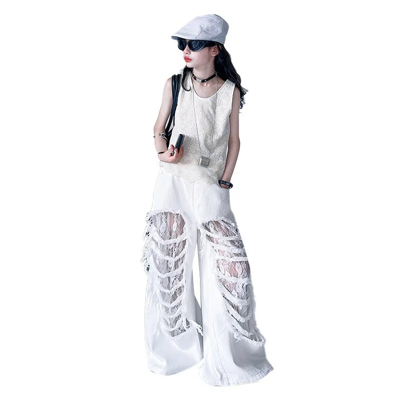 Teen Fashion Street Torn Legs Outfit