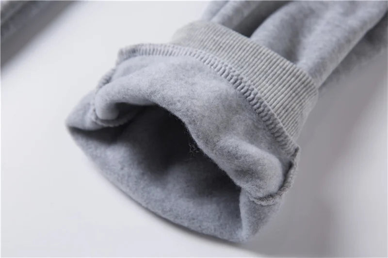 Outdoor Fit Hoodie with Big Pocket